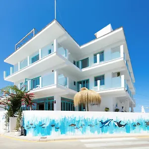 Hostal Cala Llombards Guest house